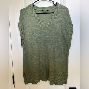 Olsen vest/pullover-side slits, ribbed v-neck, arms, and bottom, oversized